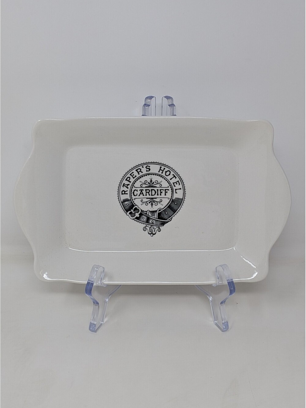 Burleigh Stonewall Kitchen Raper’s Hotel Cardiff White Ceramic Soap / Tip Tray